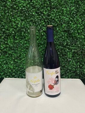 Farfella Strawberry Red Wine Bottles (EMPTY)